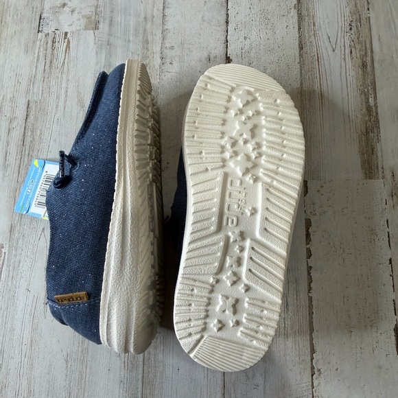 Hey Dude Kids - Picture 2 of 3